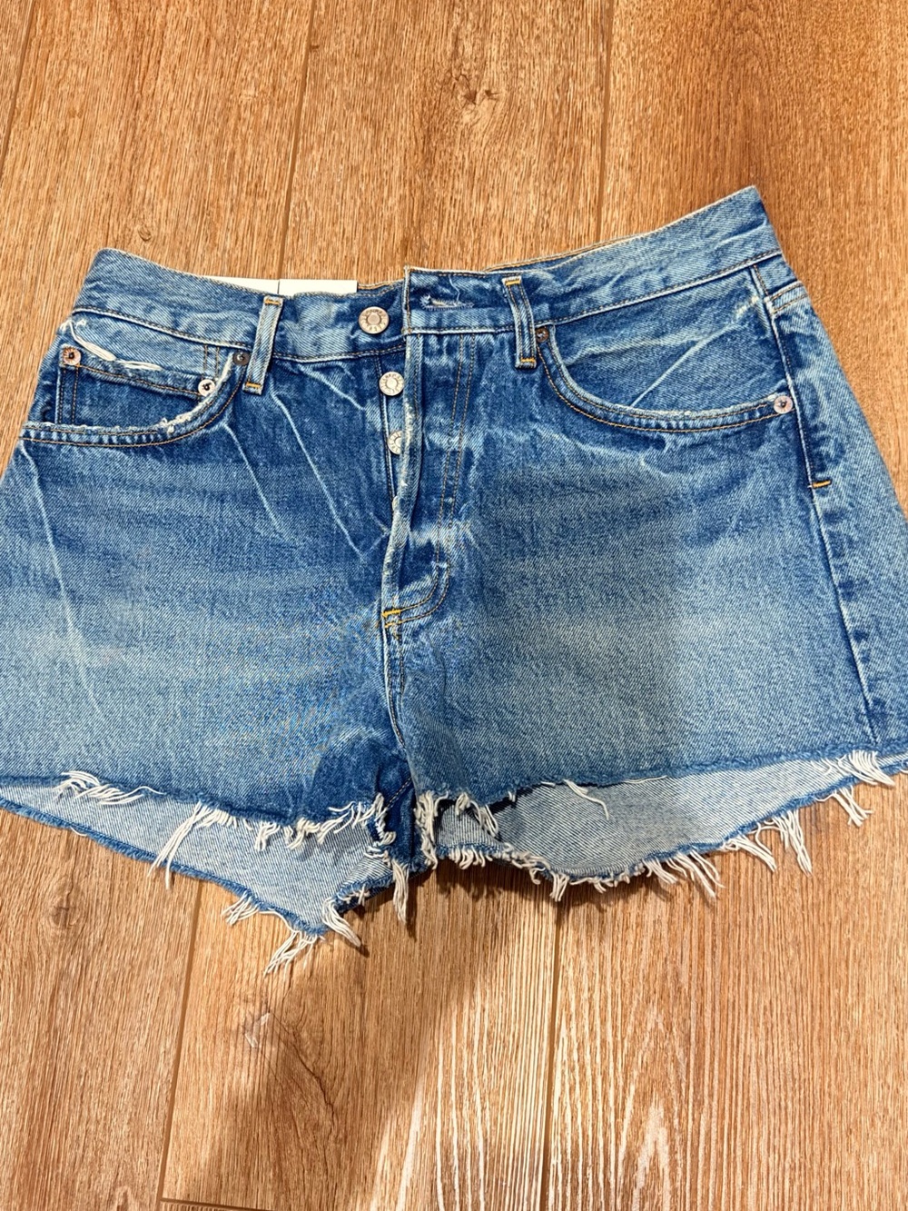 AGOLDE Vintage-Inspired Blue High-Rise Cutoff Denim Shorts
